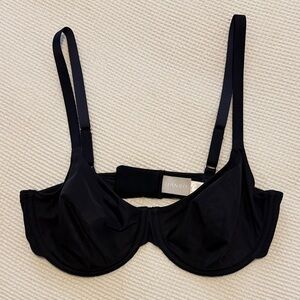 HANRO Smooth Illusion Underwire Black Bra Style 1294 Sz 34C